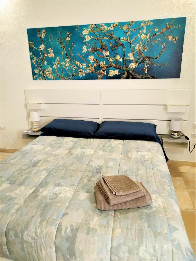 Ferienwohnung Casa Mima: Locazione Turistica Nel Centro Storico Brindisi Exterior foto